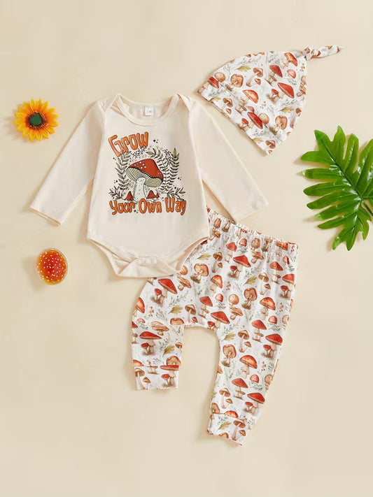 Adorable Baby Boys' Long Sleeve Crew Neck Romper with Matching Sweatpants – Soft, Stretchy Cartoon Print Outfit for Fall Fun