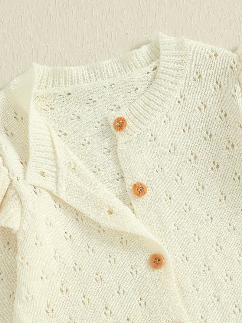 Soft and Cozy Knitted Cardigan with Ruffle Trim