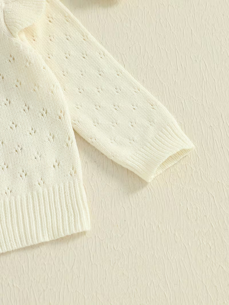 Soft and Cozy Knitted Cardigan with Ruffle Trim